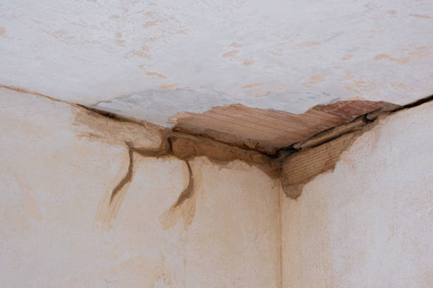 Water damage restoration experts in Barstow, CA